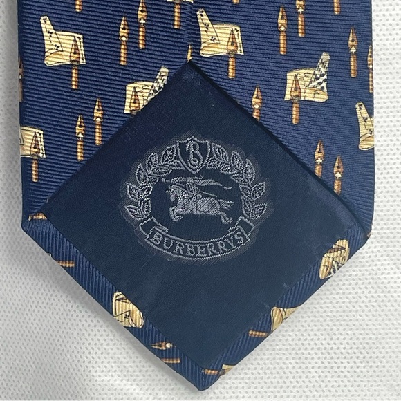 Burberrys of London Silk Neck Tie Fountain Pen Card Suit Pattern Made in Italy - Picture 8 of 14